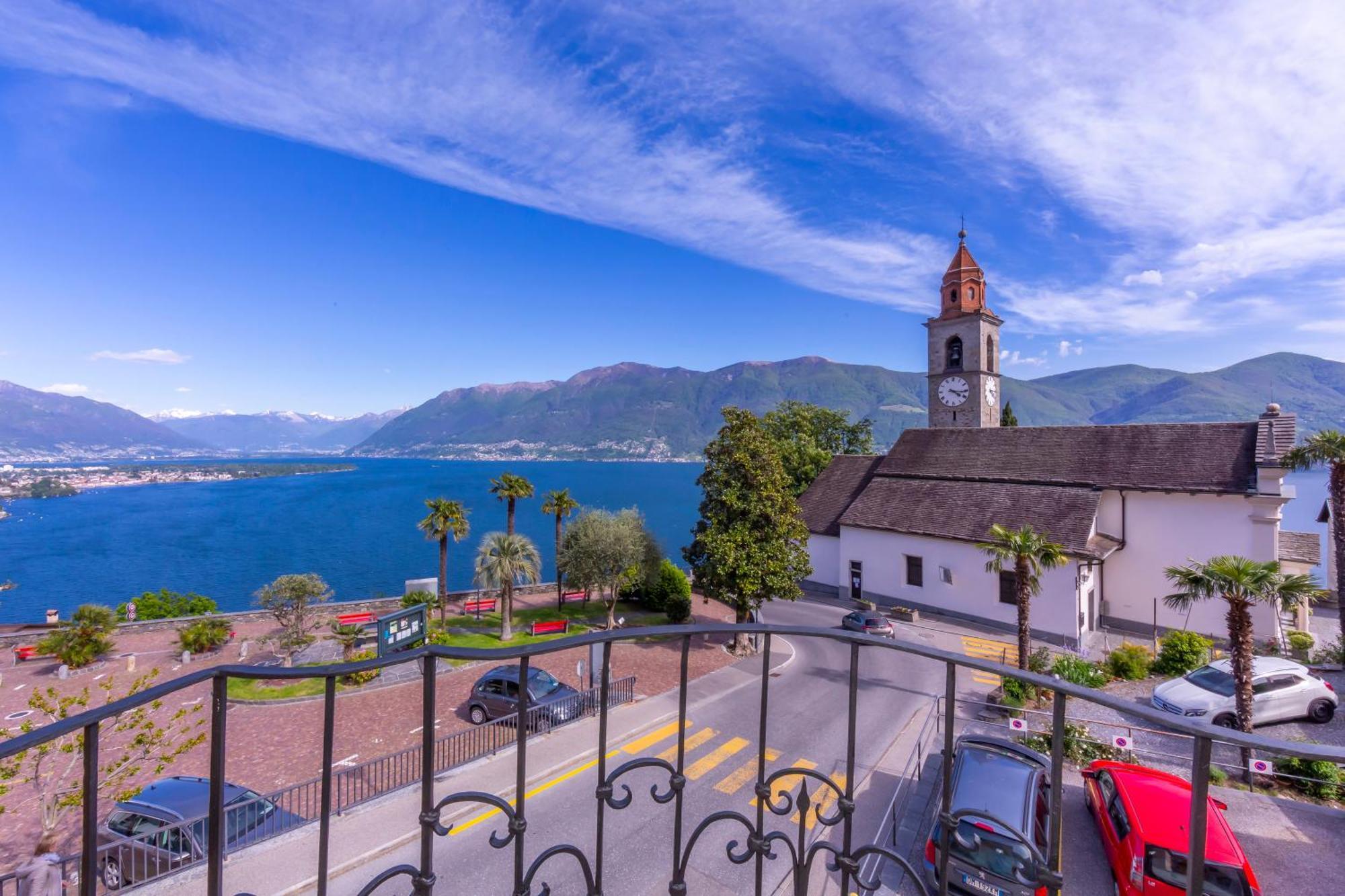 Yellow View Apartment - Happy Rentals Ronco sopra Ascona Exterior photo
